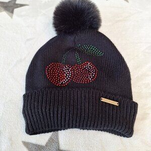 Juicy Couture Kids Black Cherry Winter Hat Beanie Faux Fur Pom Pom Metal Logo